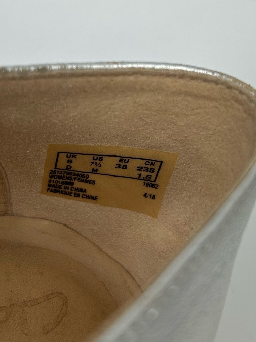 ⁠Clarks Silver Metallic Leather Cushion Plus Penny Loafers Size 7.5⁠ - Picture 8 of 14